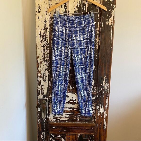 EUC. Like New! Vineyard Vines Performance Legging - Picture 1 of 6